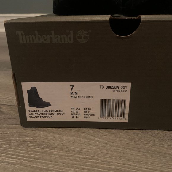 WOMEN'S TIMBERLAND PREMIUM 6-INCH WATERPROOF BOOTS - Picture 3 of 5